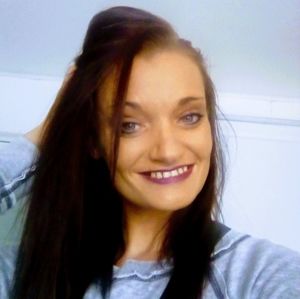 Meet your Posher, Wes-kayla